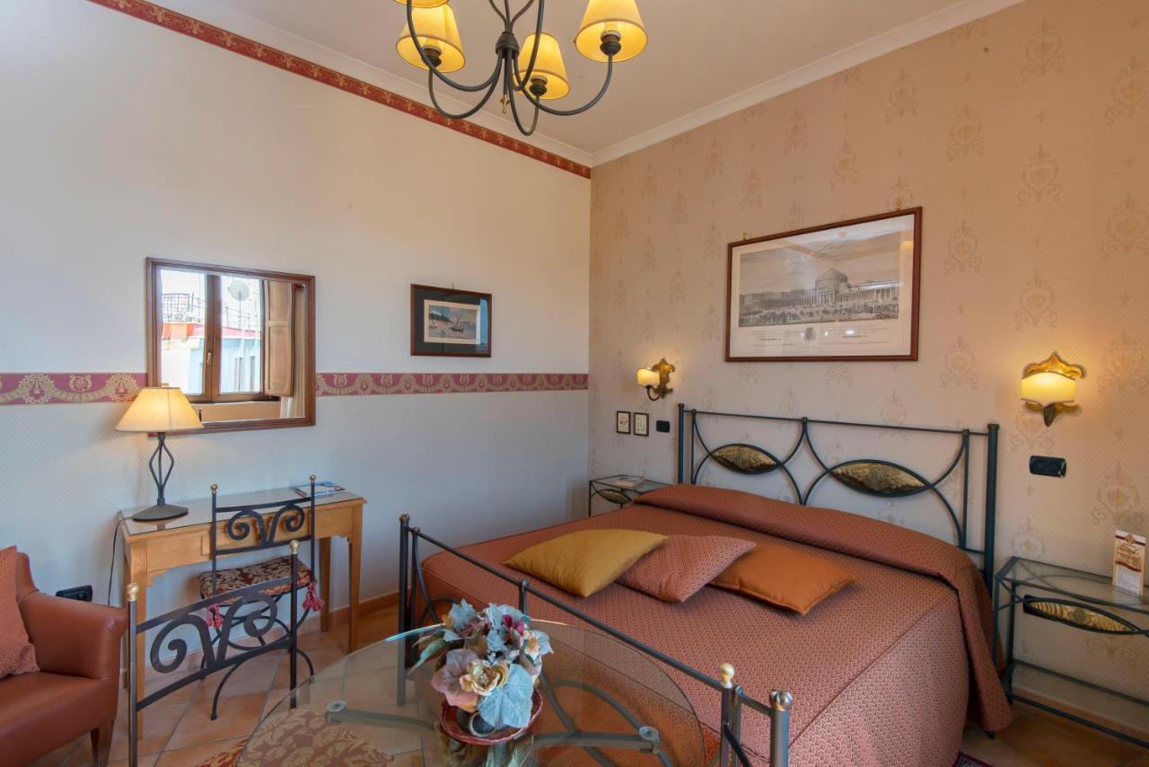 נאפולי Pinto-Storey Hotel מראה חיצוני תמונה