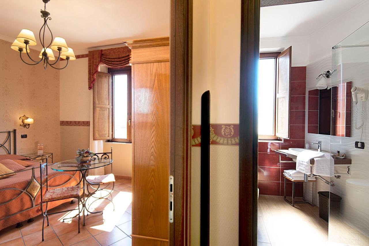 נאפולי Pinto-Storey Hotel מראה חיצוני תמונה