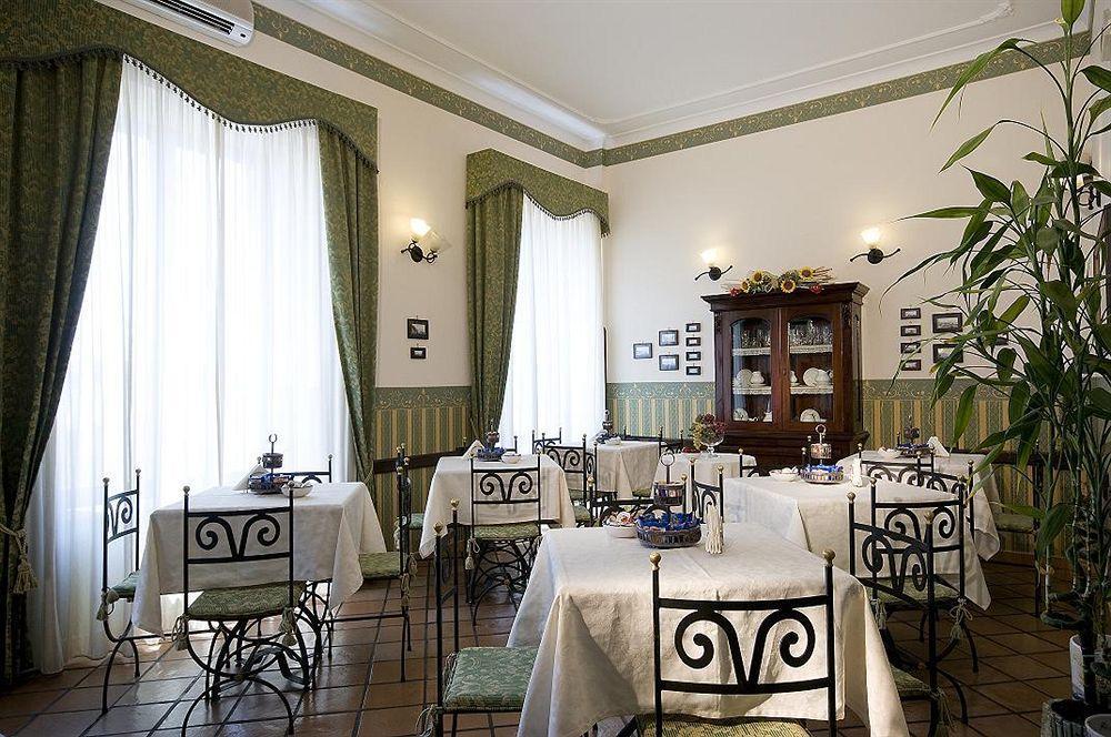 נאפולי Pinto-Storey Hotel מראה חיצוני תמונה