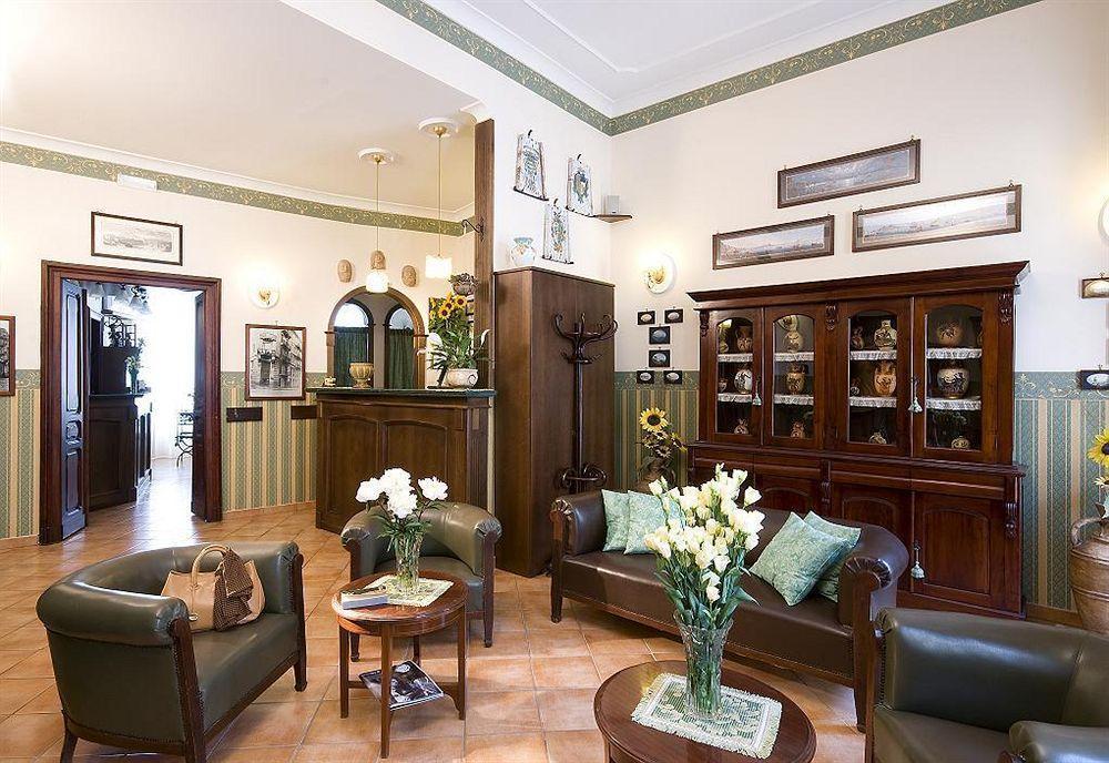 נאפולי Pinto-Storey Hotel מראה חיצוני תמונה
